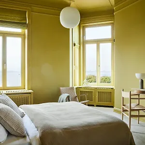 https://strandhotel-blankenese.hamburg-hotels-de.com